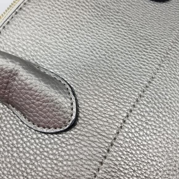 Gray Large Shoulder Handbag Excellent Comfortable Lightweight Easy to Care Purse - Picture 6 of 10